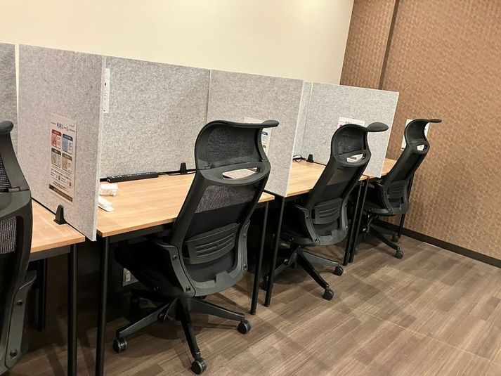 1人用席（通話・会話NG） - コインスペースコピス吉祥寺店