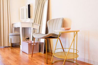 カウンセリングスペース - レンタルサロンPalette心斎橋店 完全個室のレンタルサロンの室内の写真