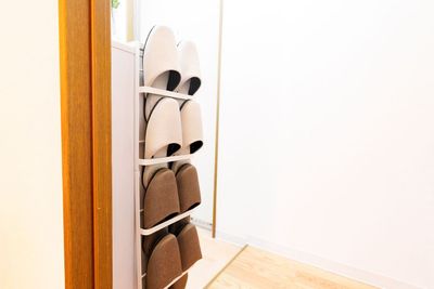 スリッパ - レンタルサロンPalette心斎橋店 完全個室のレンタルサロンの設備の写真