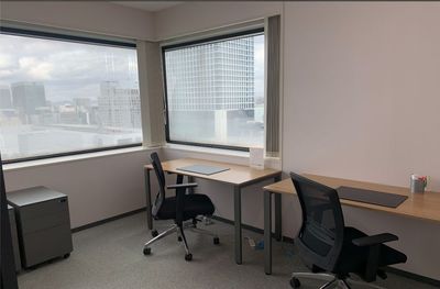 Regus オフィススペース（個室）｜落ち着いた環境で使える独立型ワークスペース - リージャス会議室 名古屋栄ガスビル