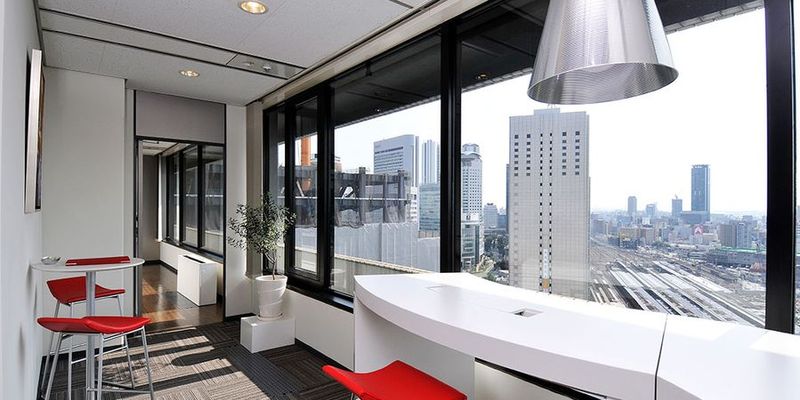 コワーキングデスク - リージャス会議室 梅田阪急グランドビル