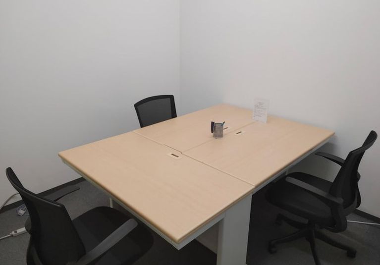 リージャス会議室 静岡葵タワー オフィススペース（個室）の室内の写真