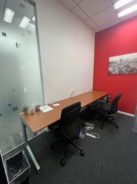 Regus オフィススペース（個室）｜落ち着いた環境で使える独立型ワークスペース - リージャス会議室 赤坂Kタワー