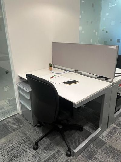 コワーキングデスク - リージャス会議室 赤坂Kタワー