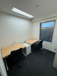 Regus オフィススペース（個室）｜落ち着いた環境で使える独立型ワークスペース - リージャス会議室 代官山