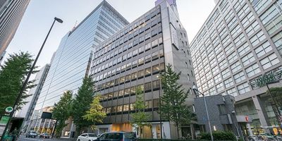 リージャス会議室 新宿南口 コワーキングデスクの室内の写真