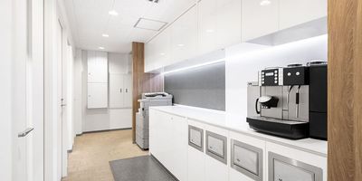 リージャス会議室 新宿南口 オフィススペース（個室）の室内の写真