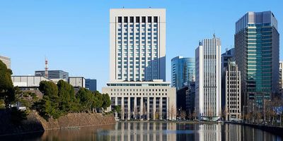 リージャス会議室 Signature 日比谷ファースト コワーキングデスクの室内の写真