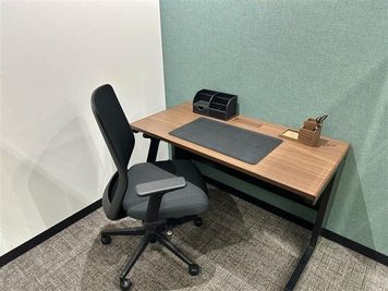 ドリンク付☕️｜Regus オフィススペース（個室）｜落ち着いた環境で使える独立型ワークスペース - リージャス会議室 Signature 日比谷ファースト