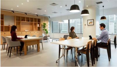 Regus コワーキングデスク|信頼ある環境で使える開放的なワークスペース - リージャス会議室 SPACES品川