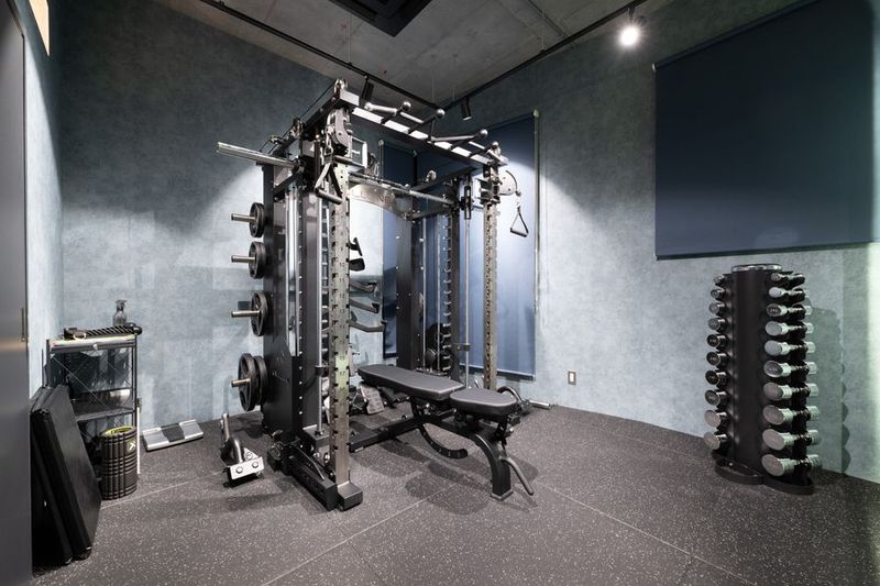 地域最安値 24時間営業！完全個室のお洒落なﾄﾚｰﾆﾝｸﾞｼﾞﾑ - THE GATE 武蔵小杉店