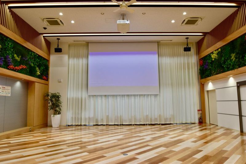 Gスクエア五福店・ショールーム - トヨタモビリティ富山 ＜Gスクエア五福＞