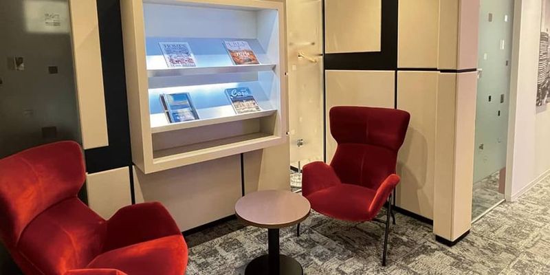 コワーキングデスク - リージャス会議室 JRJP博多ビル