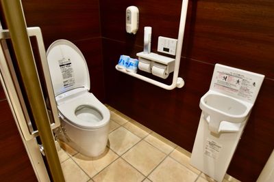 トヨタモビリティ富山 ＜Gスクエア五福＞ Gスクエア五福店・ショールームの室内の写真