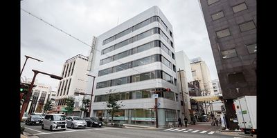 リージャス会議室 姫路駅前 コワーキングデスクの室内の写真