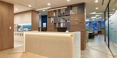 リージャス会議室 天神ビジネスセンター コワーキングデスクの室内の写真