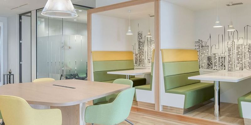 コワーキングデスク - リージャス会議室 サンテラス三河安城