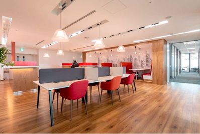 Regus コワーキングデスク｜信頼ある環境で使える開放的なワークスペース - リージャス会議室 広島駅前