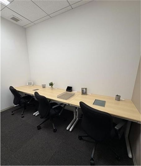 コワーキングデスク - リージャス会議室 熊本下通