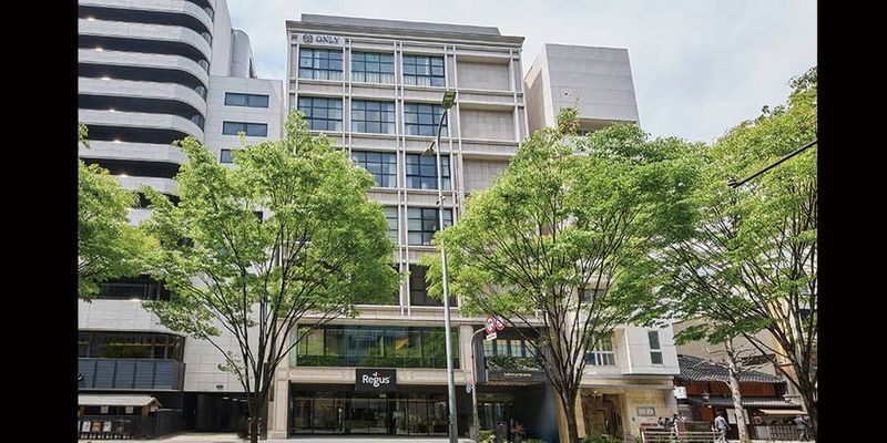 コワーキングデスク - リージャス会議室 京都烏丸通