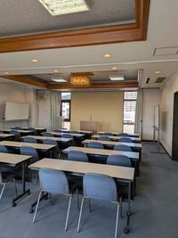 駅から近く、駐車場完備の会議室 - ホテルアーブしが 滋賀県青年会館