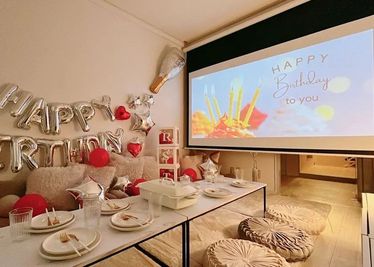 Restfull / OSAKA 心斎橋ニトリ前の室内の写真