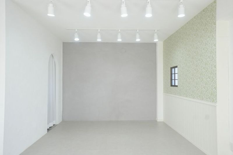 milk studio 新宿御苑店【11名様〜】 - milk studio 新宿御苑店