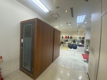 CHATBOX さいか屋 藤沢 No.1の室内の写真