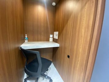 CHATBOX さいか屋 藤沢 No.2の室内の写真