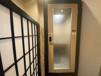 ＜CHATBOX bnb+奈良店【No.1】＞完全個室⭐️Wi-Fi無料！ - CHATBOX bnb+奈良