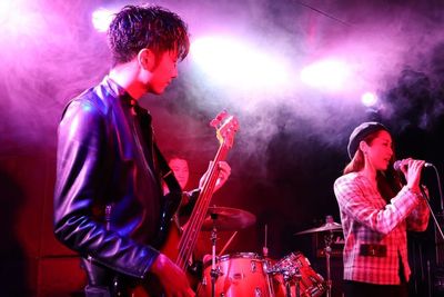 ライブイベントイメージ - STUDIO SOLfA（スタジオソルファ） ライブ＆配信対応 Fスタジオ｜舞台・照明完備(基本利用)の室内の写真