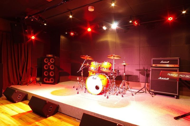 ライブ＆配信対応 Fスタジオ｜舞台・照明完備(基本利用) - STUDIO SOLfA（スタジオソルファ）