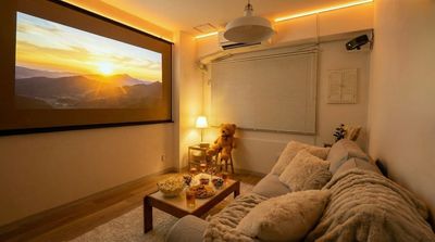 ※テープライトは故障中につき、作動いたしません。
2月22日に復帰予定となります。 - mellow room 新宿店の室内の写真