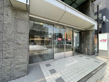 CHATBOX TKPガーデンシティ横浜西口 No.1の入口の写真