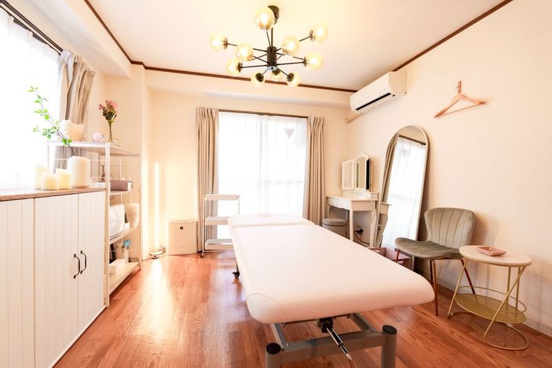 完全個室のレンタルサロン - レンタルサロンPalette心斎橋店