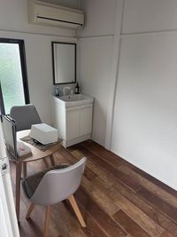 化粧室・控室 - 池尻カフェスペースの室内の写真