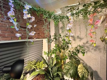 ブリックス神田 【ブリックス神田】グリーン溢れるブルックリンスタイルのスペースの室内の写真