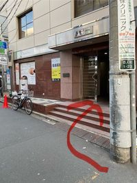 建物入口です。 - ザ・スペース大久保南口 レンタルスタジオの入口の写真