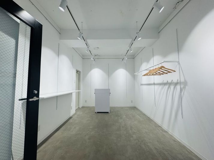 OPENBASE SHIBUYA - MINIの室内の写真