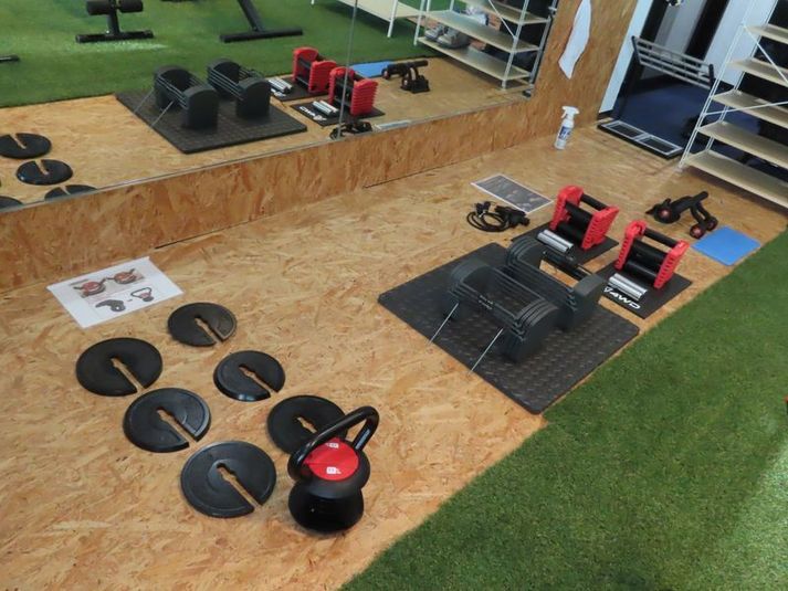 ◎トレーニングジム◎24h営業・無人◎澄川駅から徒歩30秒 - トゥラノ◎24hゴルフ・卓球・ジム・レンタルルーム