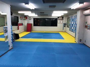 【豊中/110㎡】大人数可！ヨガ・ダンス・ワークショップ等様々な用途に - 天志道場