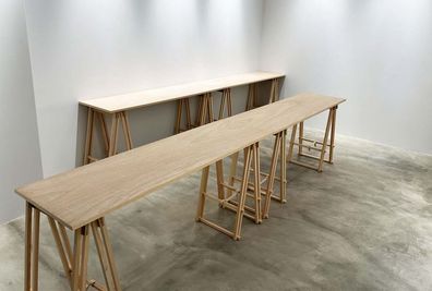 テーブル４台 - PARALLEL CROSS GALLERY レンタルギャラリーの設備の写真