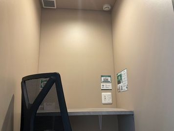 CHATBOX KDX浜松町プレイス No.2の室内の写真