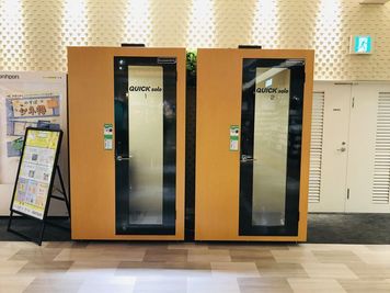 QUICK solo ノースポート・モール No.2の室内の写真