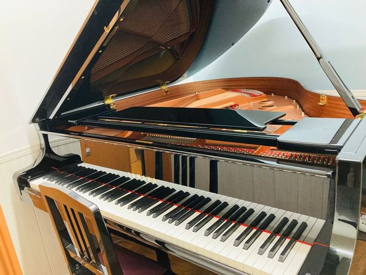 グランドピアノレンタル - ヤマハ㈱山響楽器店　日吉中央通り