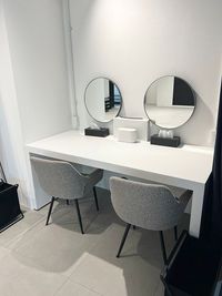 メイクルームは2名まで同時にご利用いただけます。 - M.studioの室内の写真