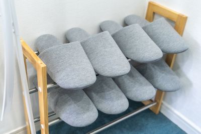 入室時に柔らかいスリッパにお履きかえください。 - ネイル専用シェアサロンMieux 【関内駅徒歩2分】ネイル専用レンタルサロンMieux Cブースの設備の写真