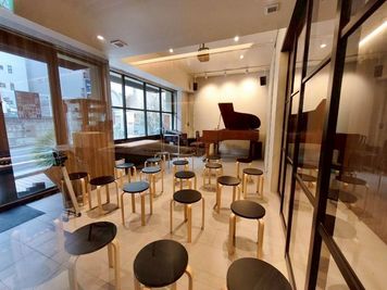 【S】M-Lab HATCHの室内の写真