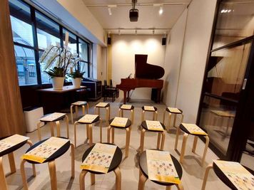 【S】M-Lab HATCHの室内の写真