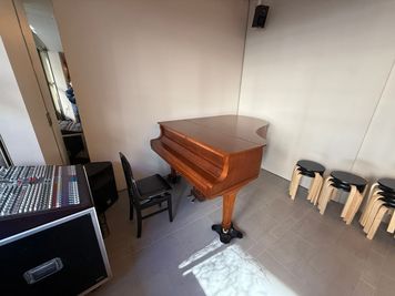 【S】M-Lab HATCHの室内の写真